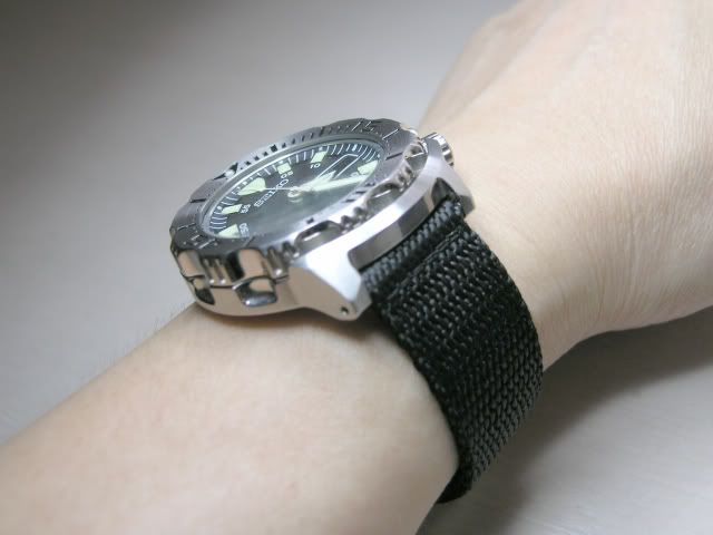 Seiko monster nato on sale strap