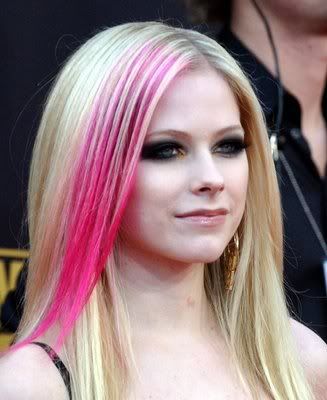 Avril Lavigne Raccoon. avril lavigne hair 2009. avril