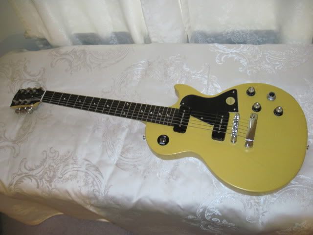 gibson les paul jr special. NGD - Gibson ROBOT Les Paul