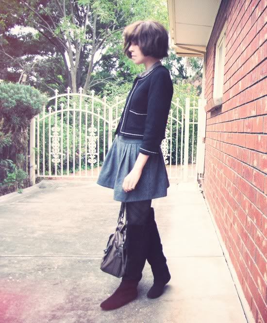 Dotti boucle chain detail jacket, Forever 21 silk shirt, Dotti wool skirt, Forever New tights, Midas 'Holly' suede boots, Hermes inspired cuff, Mimco Turnlock bag outfit @ Le Blog de Sushi