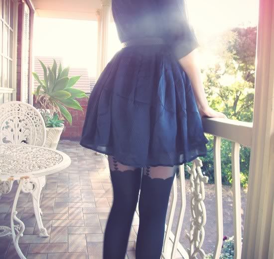 TBA silk dress, eBay leather waist belt, Topshop heart suspender tights, Chloe Silverado booties outfit @ Le Blog de Sushi