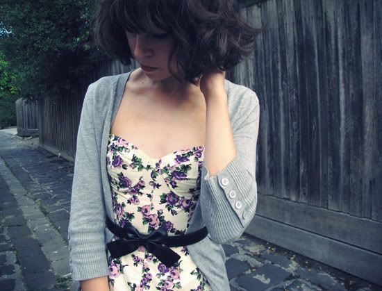 Topshop floral bustier romper, Supre 3/4 sleeve cardigan, eBay bow belt, Handmade leather brogues C/O Golden Ponies outfit @ Le Blog de Sushi leblogdesushi