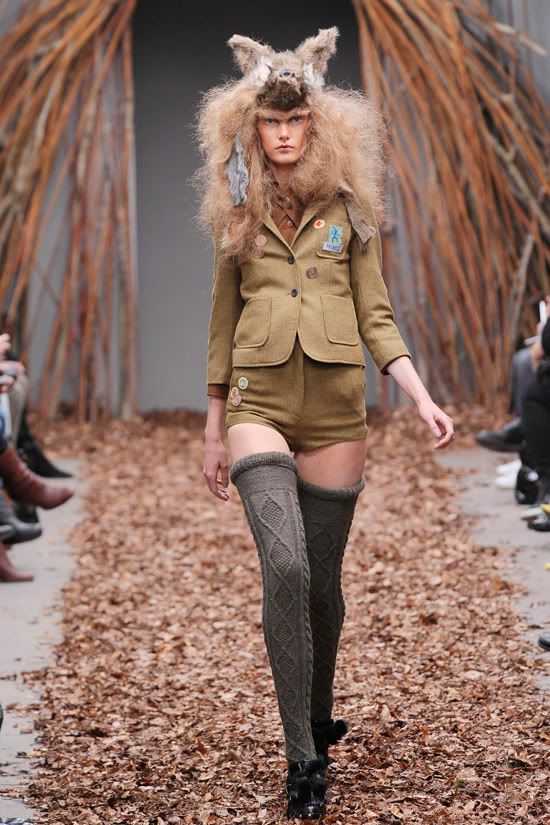 Topshop Unique A/W 2010 @ Le Blog de Sushi leblogdesushi.com