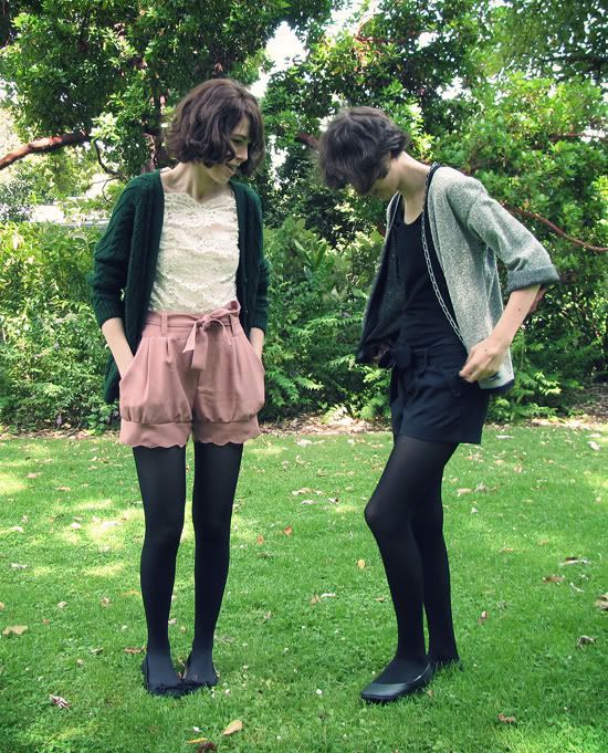 vintage cableknit cardi c/o Twin Cat Vintage, Stella McCartney for Target lace tee, Rose scalloped shorts c/o Style Sofia, Sportsgirl charm bracelet, Rubi Shoes ballet flats outfit @ Le Blog de Sushi leblogdesushi