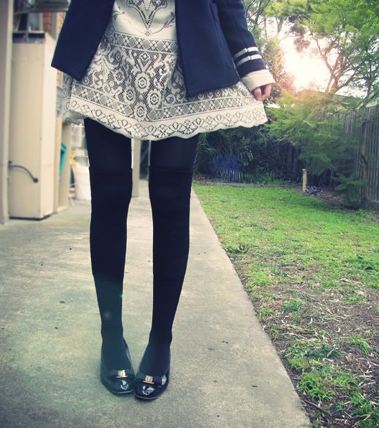 Vintage sailor coat, Anna Sui for Target tablecloth dress, eBay bow belt, American Apparel thigh high socks, Ferragamo patent Vara flats @ Le Blog de Sushi leblogdesushi