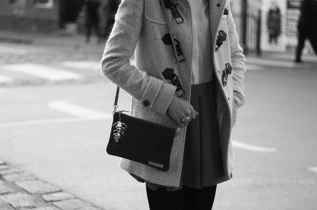 Forever New yana boucle duffle coat, Jacki Anderson amy bag, Zara-inspired studded collar shirt, Forever New cardigan, Asos Premium tailored pleated skirt, YSL arty ovale ring in turquoise, Rubi classic ballet flats outfit @ Le Blog de Sushi www.leblogdesushi.com