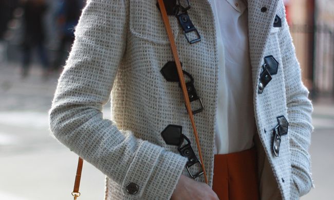 Forever New yana boucle duffle coat, Jacki Anderson amy bag, Zara-inspired studded collar shirt, Forever New cardigan, Asos Premium tailored pleated skirt, YSL arty ovale ring in turquoise, Rubi classic ballet flats outfit @ Le Blog de Sushi www.leblogdesushi.com