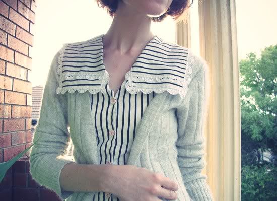 Vintage sailor dress, French Kitty wool cardigan, Forever 21 ankle sock, Chloe Silverado booties outfit @ Le Blog de Sushi
