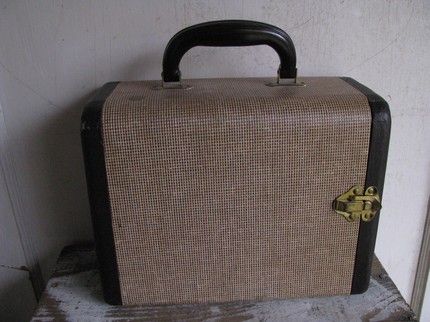 littlebyrdvintage - brown luggage